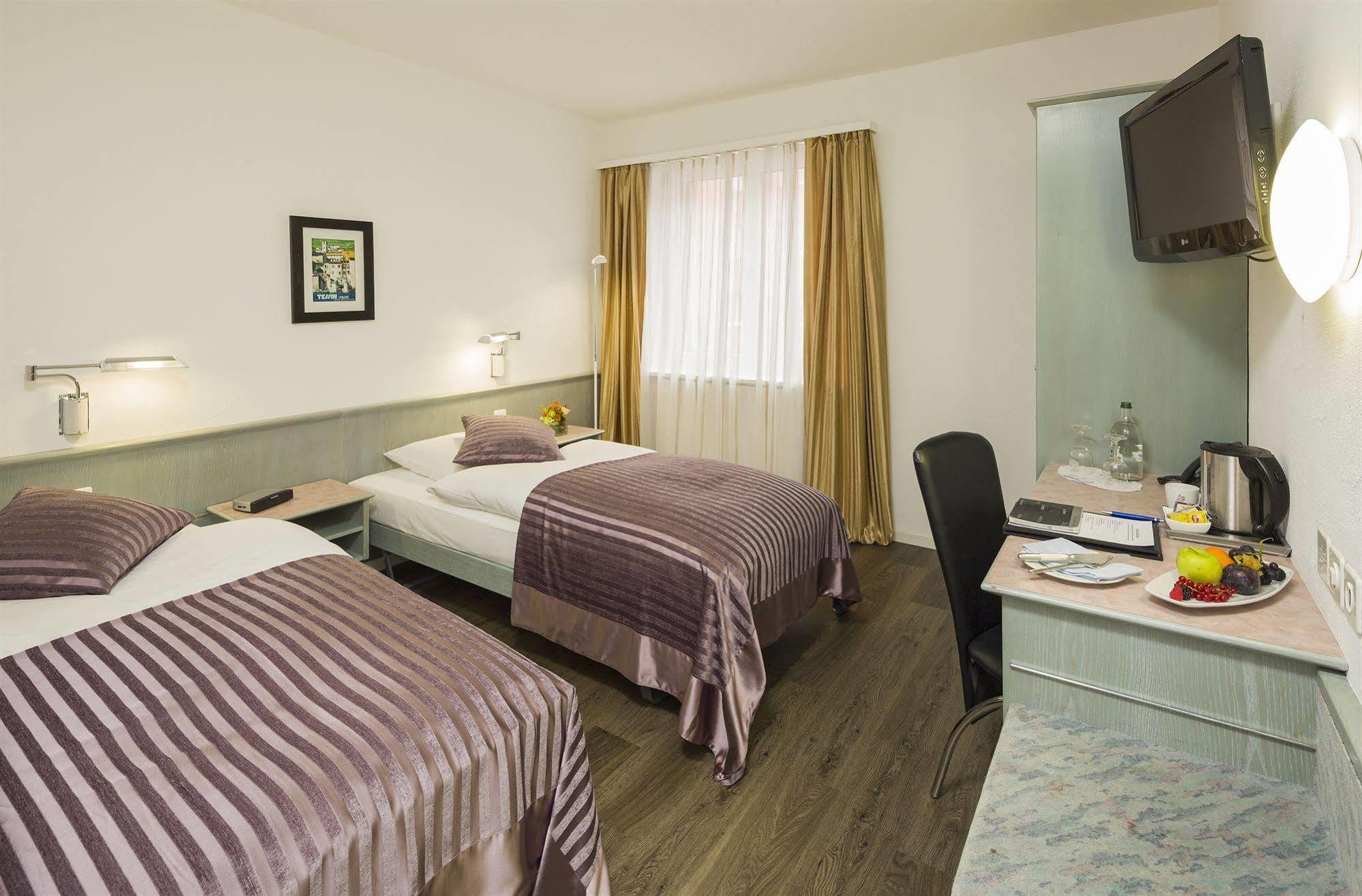 Sommerau-Ticino Swiss Quality Hotel Dietikon Quarto foto